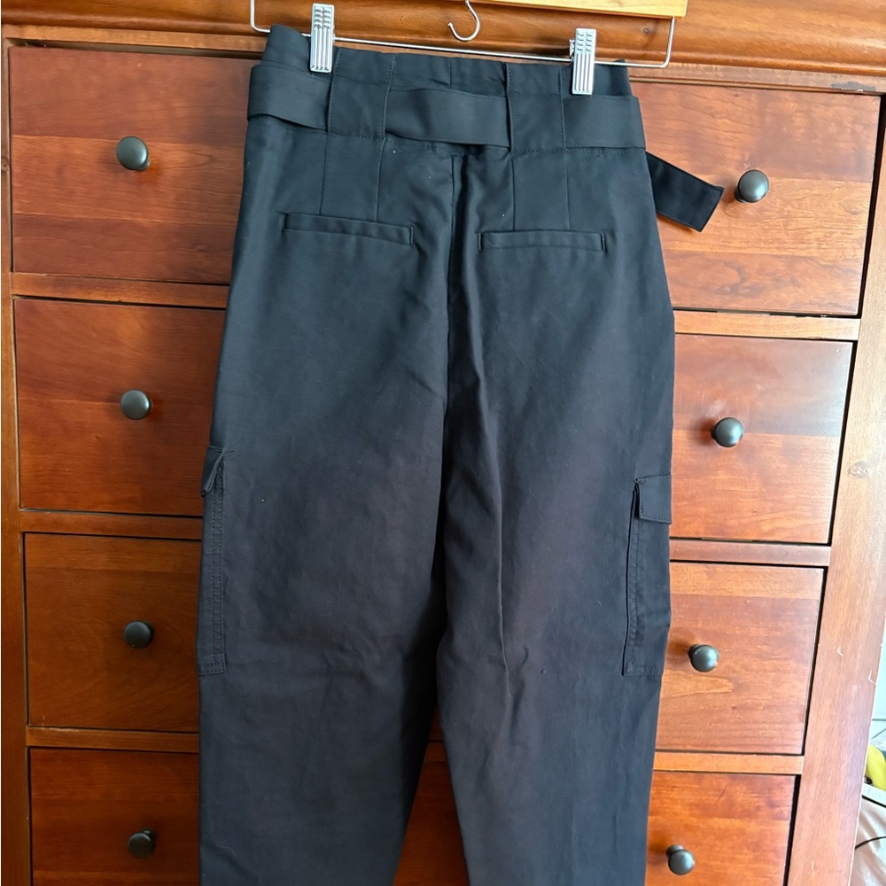 Banana Republic Black Cargo Pants for Women, never worn
